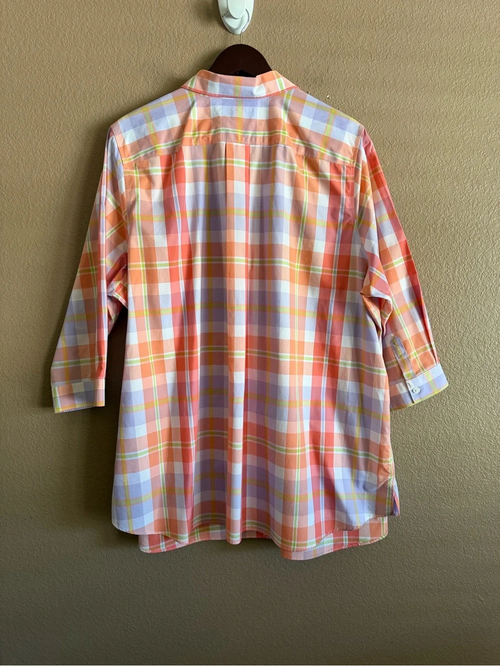 Lands' End Peach, light Purple and White Checkered Button-Down Shirt Size 22W - Picture 6 of 10